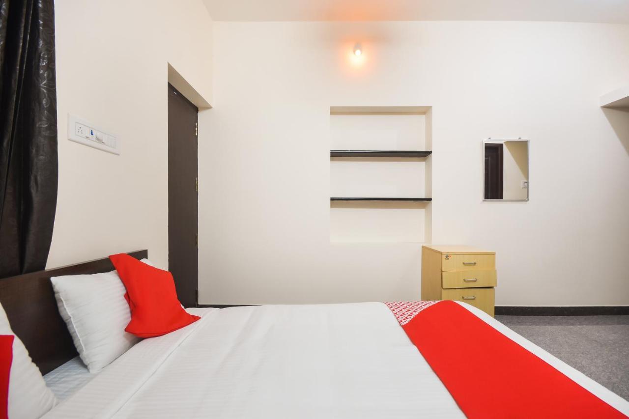 Oyo 70250 Royal Residency Hotel Nāmakkal Екстериор снимка