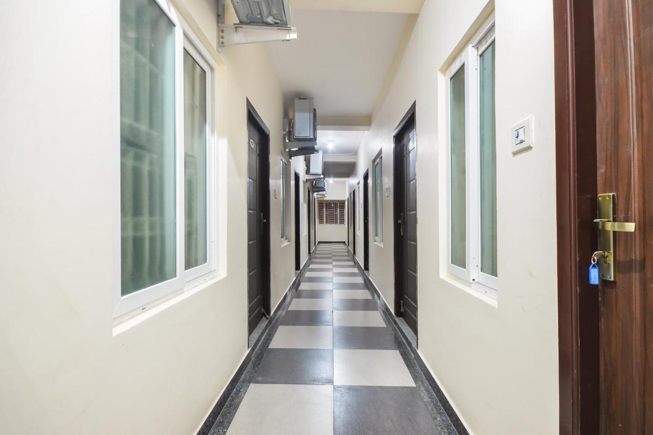 Oyo 70250 Royal Residency Hotel Nāmakkal Екстериор снимка